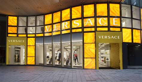 versace azienda novara